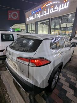 تۆیۆتا کۆرۆلا کرۆس